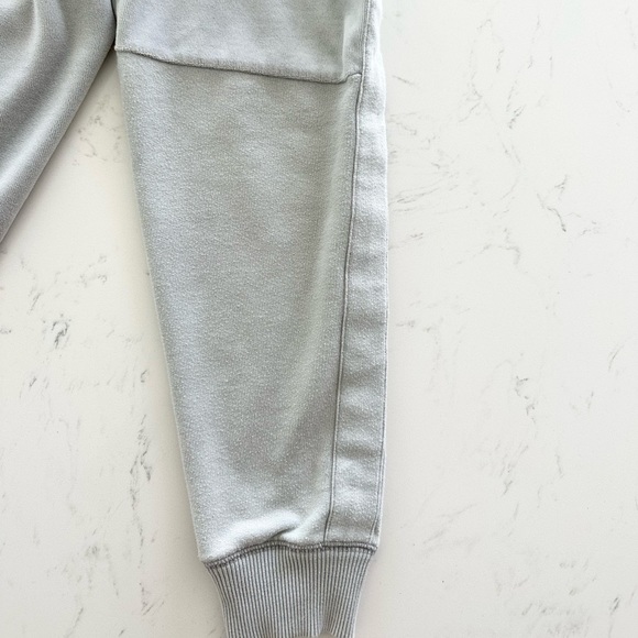 Victoria Secrets Pink Velour and Cotton Pullover Logo Sweatshirt - Picture 7 of 8